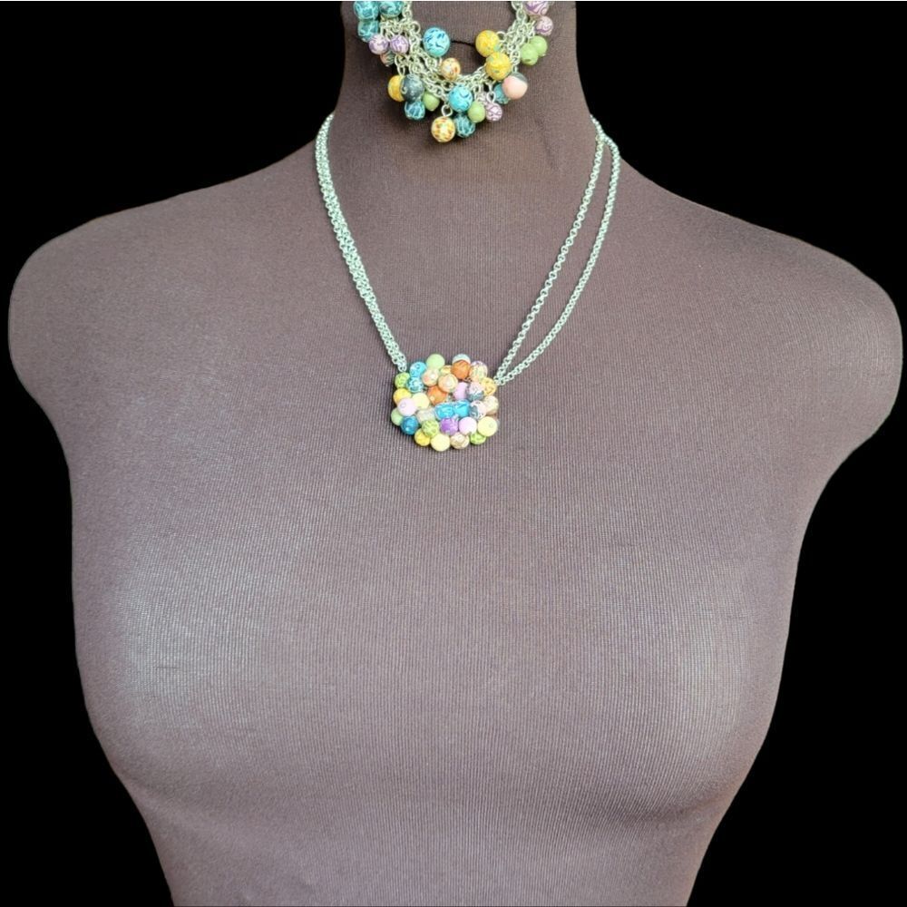 Necklace and bracelet set 
